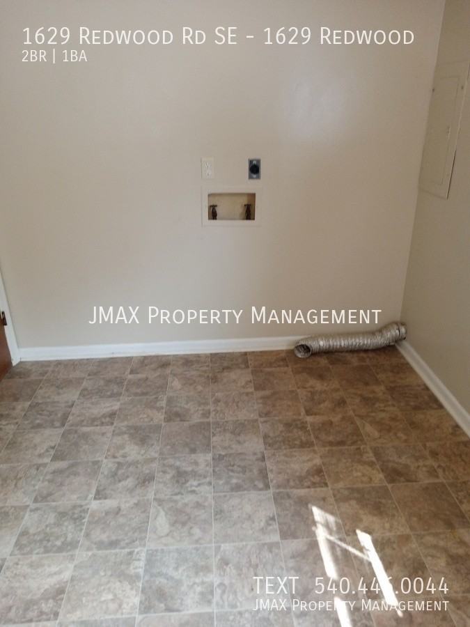 1629 Redwood Rd Se - Photo 7 of 16