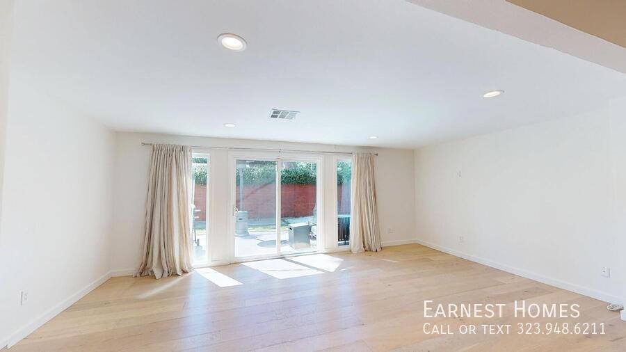 8551 Wilbur Ave - Photo 6 of 42