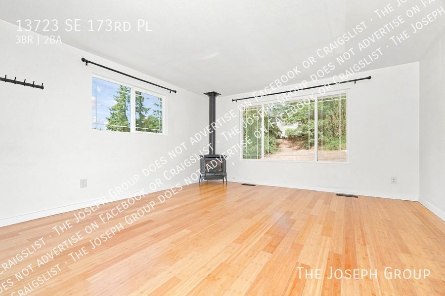13723 Se 173rd Pl - Photo 2 of 12