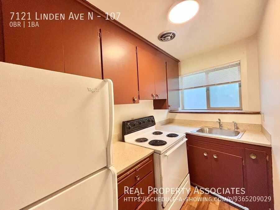 7121 Linden Ave N #107 - Photo 5 of 11