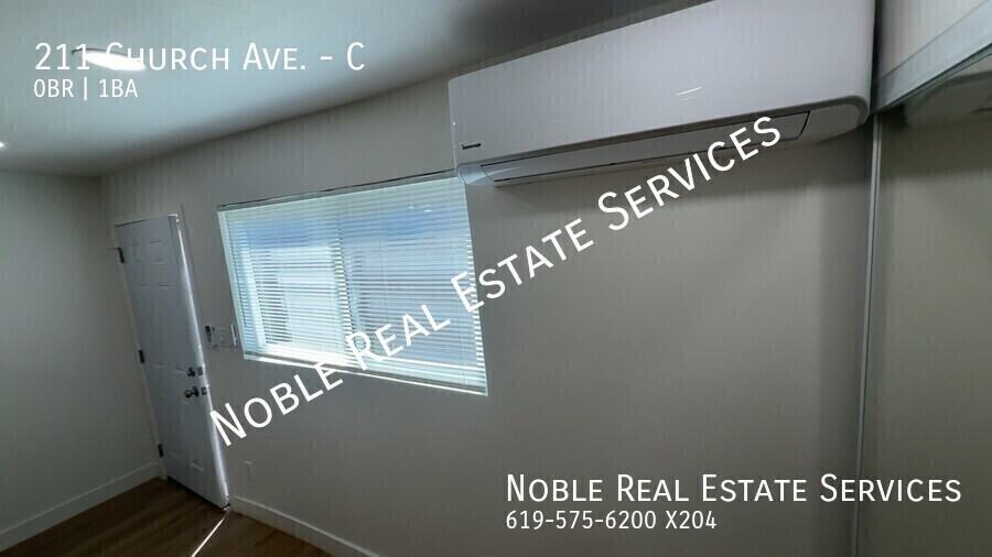 211 Church Ave #C - Photo 4 of 28