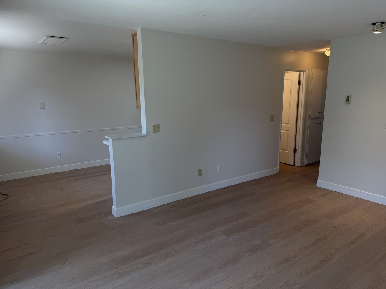 3990 Hamilton Ave #5 - Photo 6 of 26