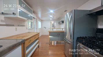 featured image of 26 W 21st St