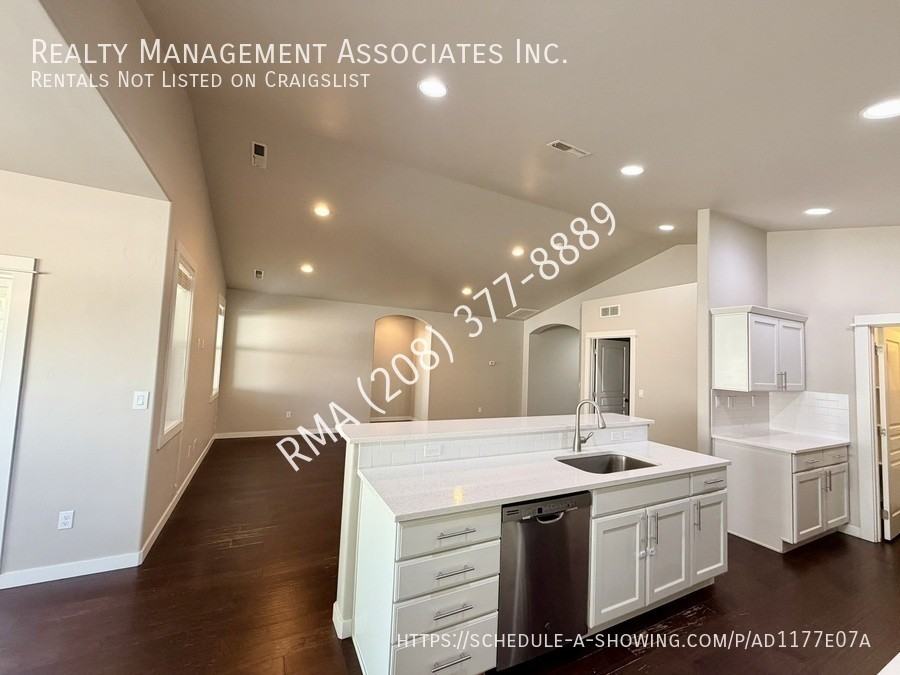 3744 S Antler Ridge Ave - Photo 6 of 21