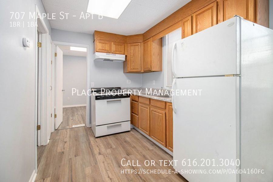 707 Maple St #B - Photo 2 of 14