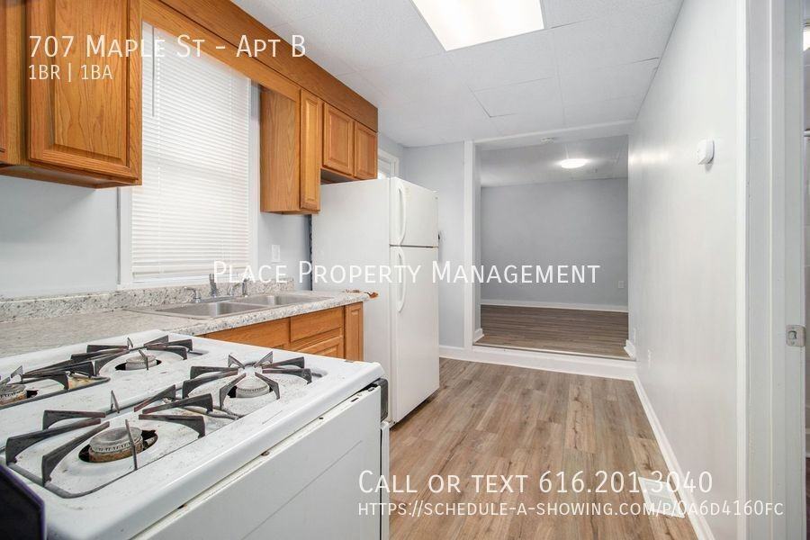 707 Maple St #B - Photo 4 of 14