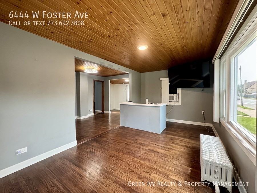 6444 W Foster Ave - Photo 6 of 18