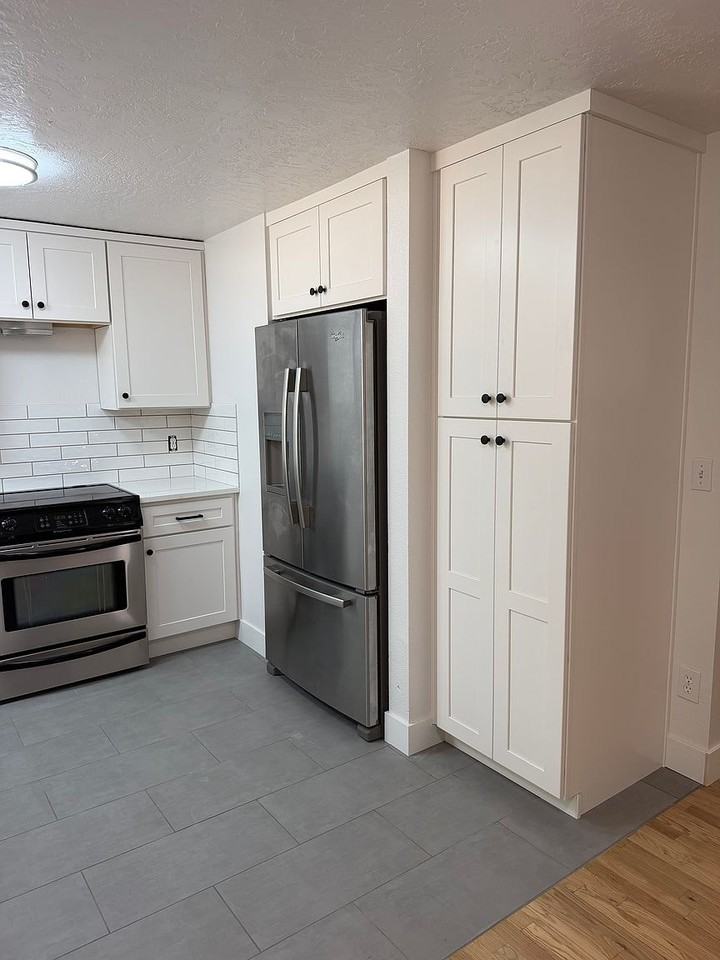 15506 Northeast 32nd Street - Photo 4 of 14