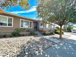 featured image of 1001 Sunset Dr