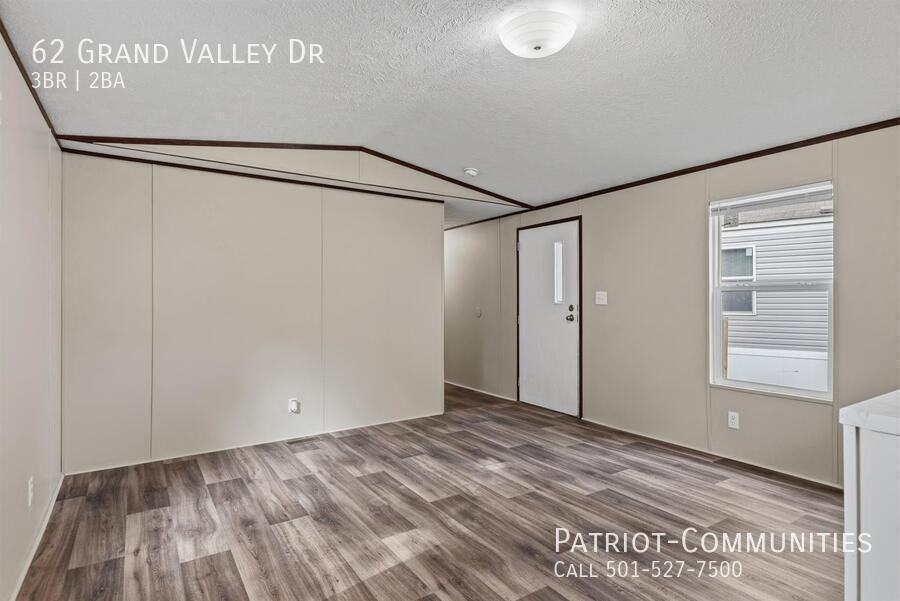 62 Grand Valley Dr - Photo 7 of 28