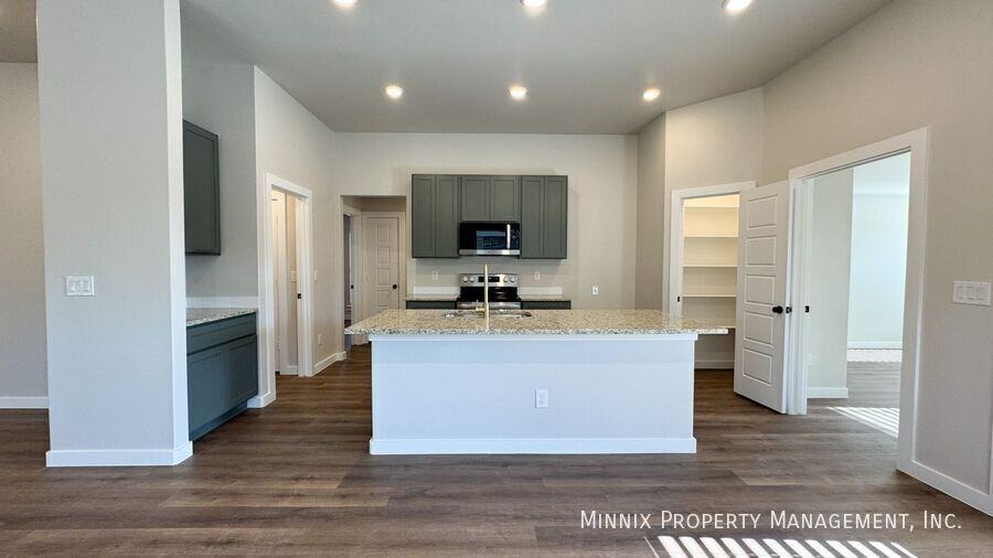 2120 Kokomo Ave - Photo 6 of 39