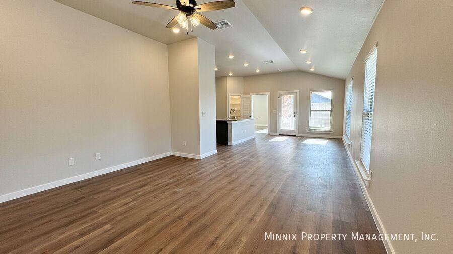 2120 Kokomo Ave - Photo 7 of 39
