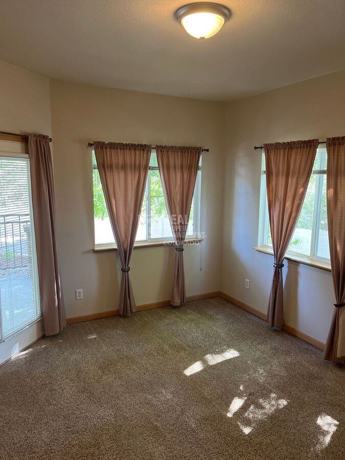 950 52nd Avenue Ct #H2 - Photo 2 of 12