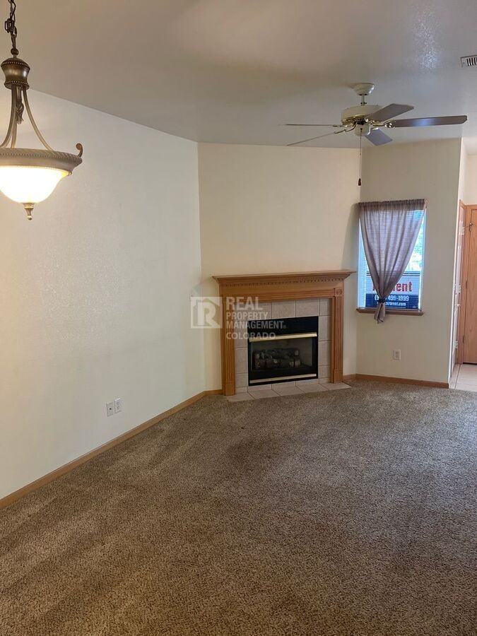 950 52nd Avenue Ct #H2 - Photo 4 of 12