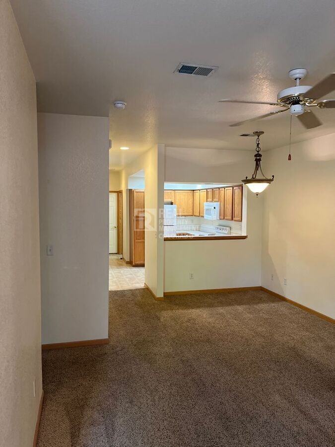 950 52nd Avenue Ct #H2 - Photo 5 of 12