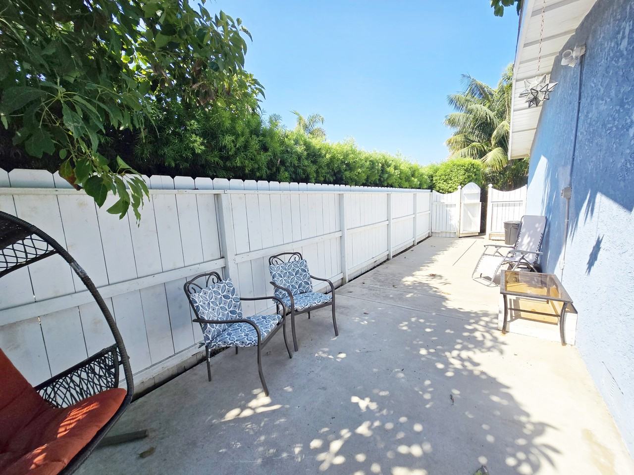 819 Hymettus Ave #1 - Photo 3 of 24
