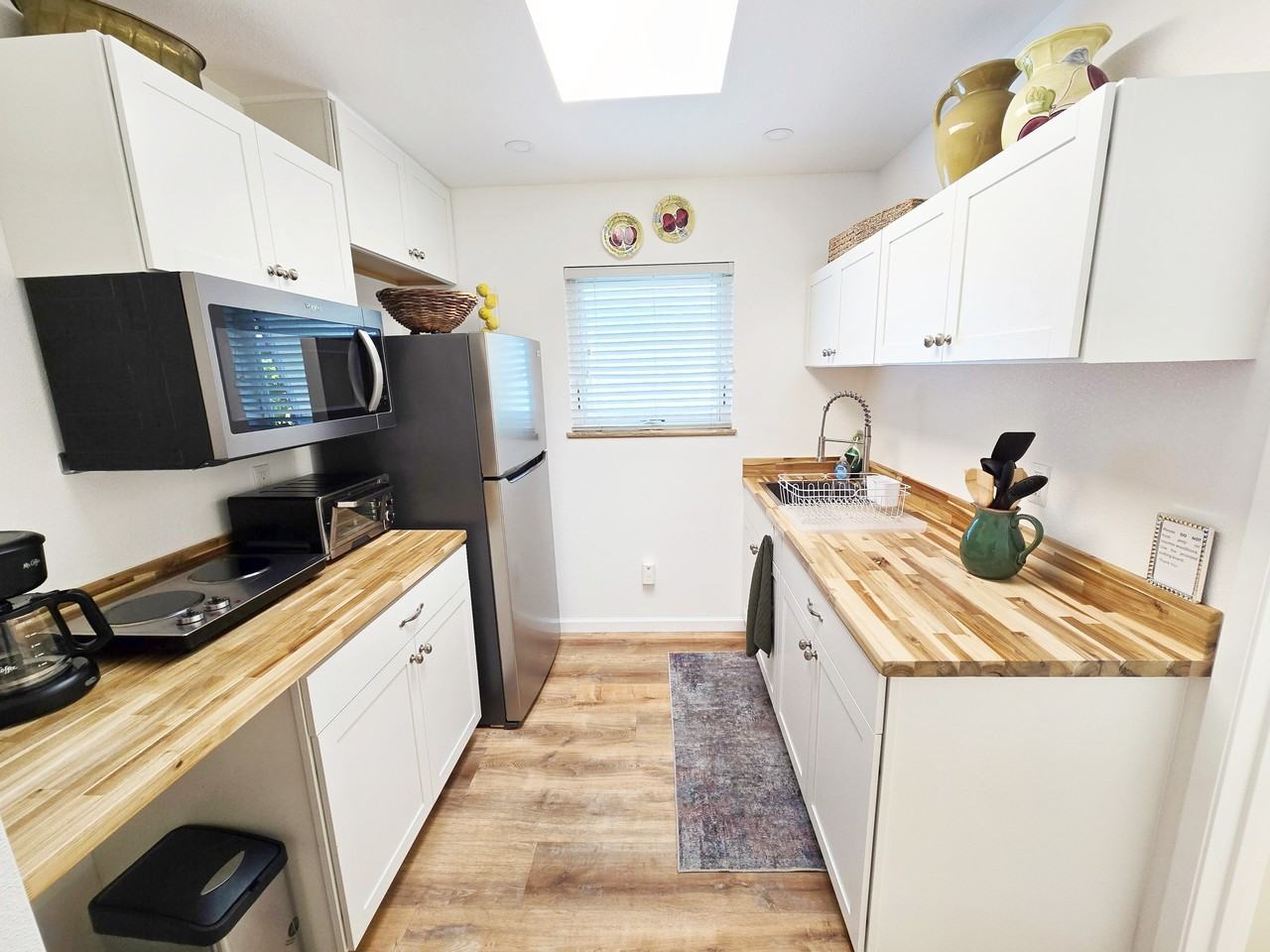 819 Hymettus Ave #1 - Photo 6 of 24