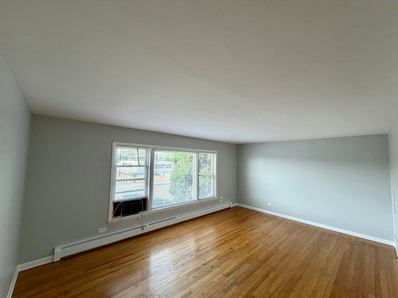 2741 West 87th Street, Unit 2E - Photo 3 of 4