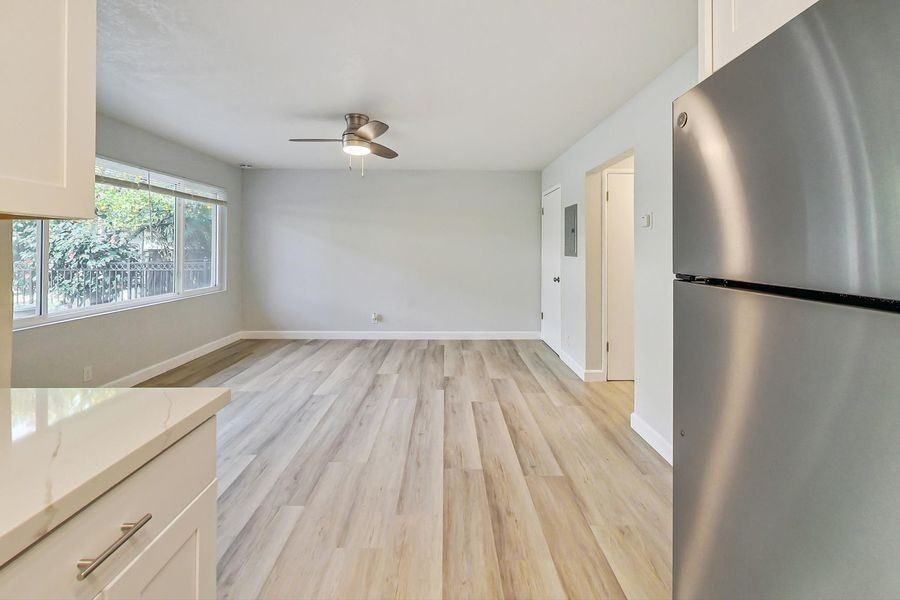 333 Lester Ave #3A - Photo 4 of 17