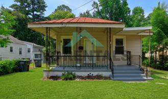 716 S Pine St - Photo 1 of 1