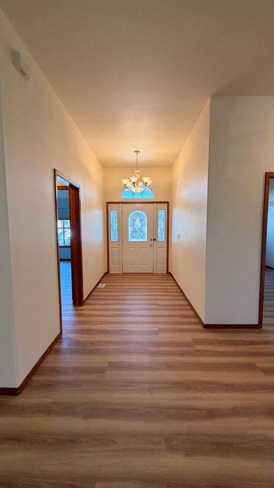 106 Prestwick Ln - Photo 2 of 30