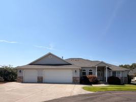featured image of 106 Prestwick Ln