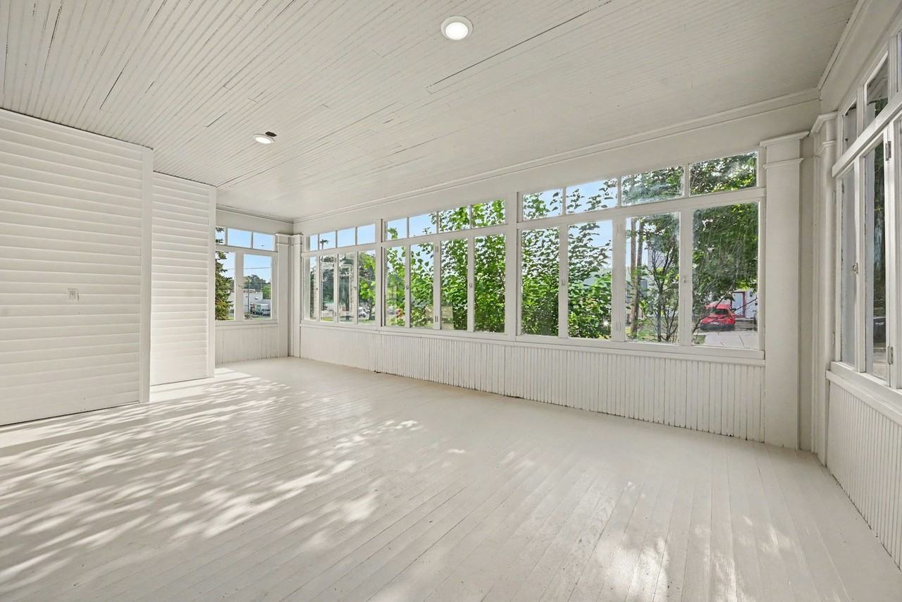 201 Monroe Street, Unit 1 - Photo 5 of 16