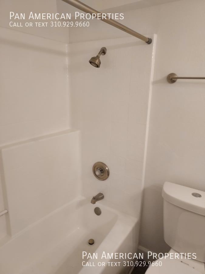 10380 Almayo Ave #9 - Photo 4 of 50