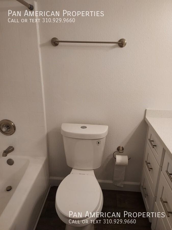 10380 Almayo Ave #9 - Photo 5 of 50
