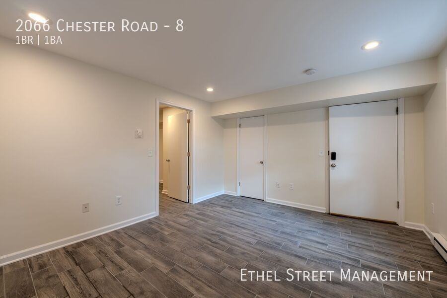 2066 Chester Rd #8 - Photo 5 of 6