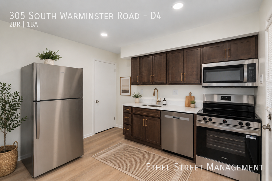 305 S Warminster Rd #D4 - Photo 4 of 18
