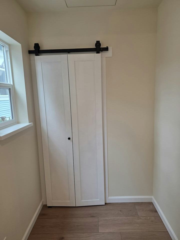 3924 Southeast Grant Court, Unit C - Photo 7 of 13