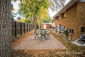 featured image of 27 Denver Way #03
