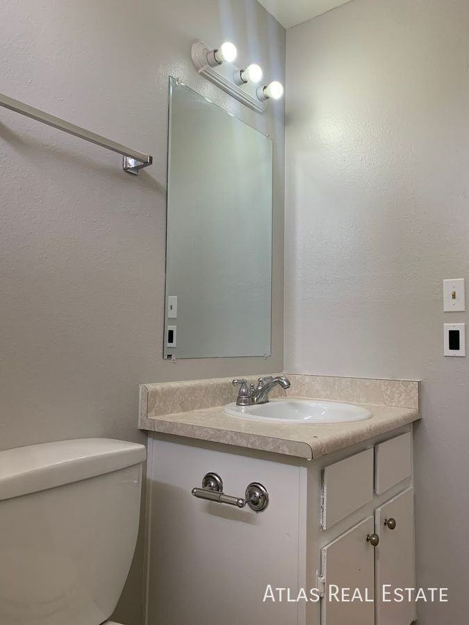 2014 N Hunt Cir #102 - Photo 4 of 10