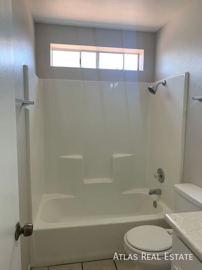 2014 N Hunt Cir #102 - Photo 5 of 10