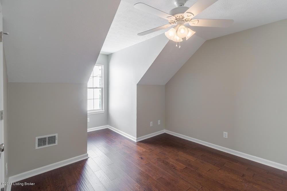 10503 Hite Creek Rd - Photo 5 of 17