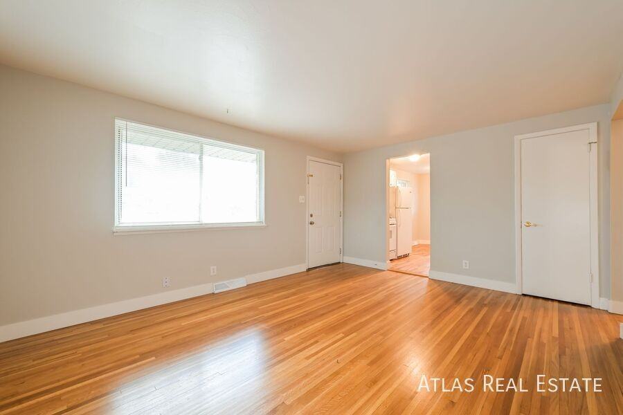 4032 Kalamath St - Photo 3 of 19