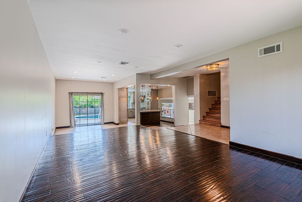 20212 Valerio St ##Ca - Photo 4 of 29