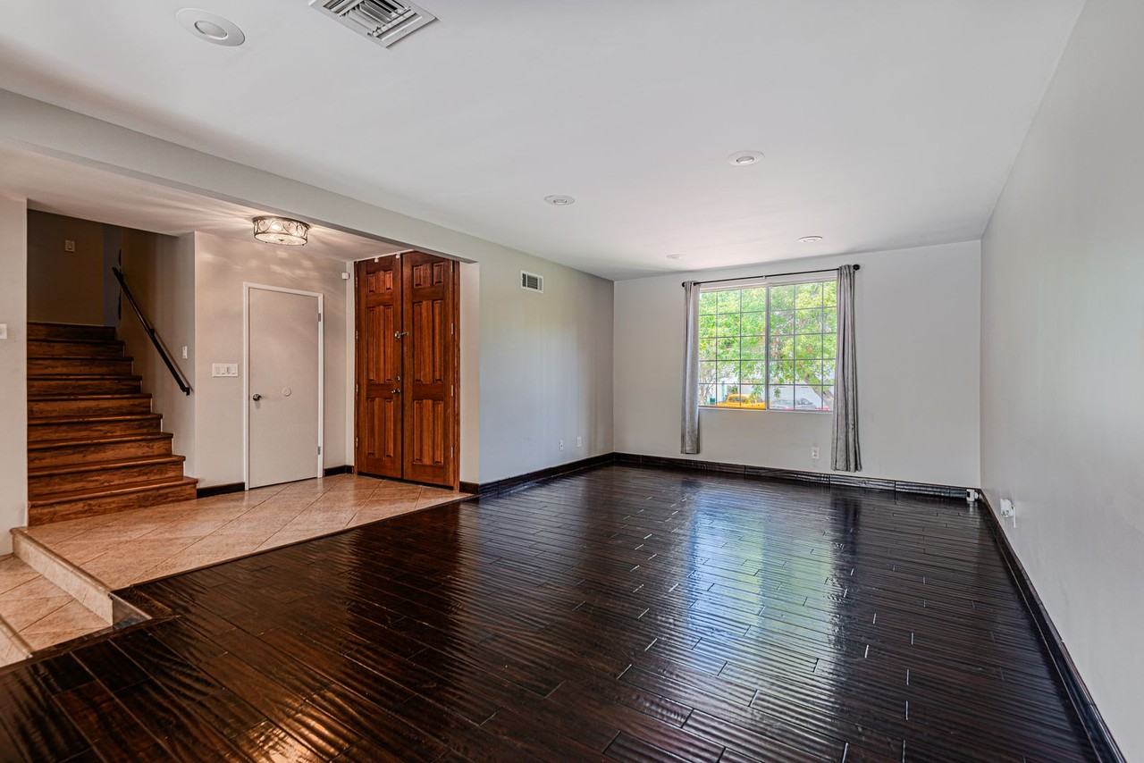 20212 Valerio St ##Ca - Photo 5 of 29