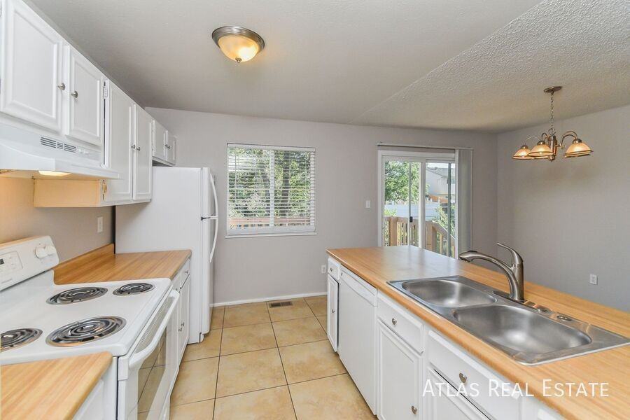 4842 Bailey Pl - Photo 5 of 19