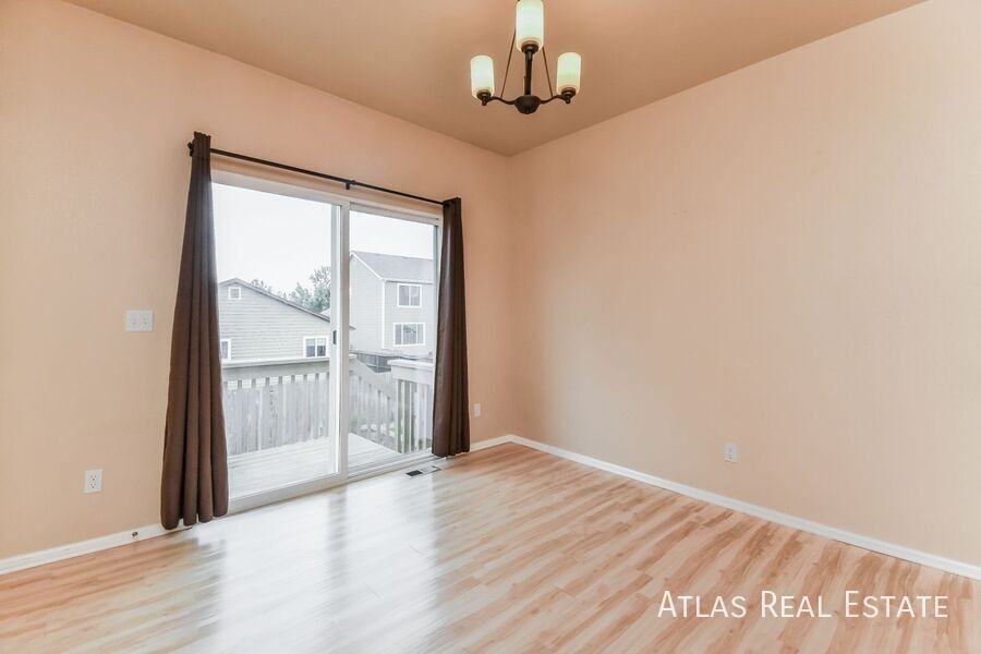 4525 Crow Creek Dr - Photo 4 of 21
