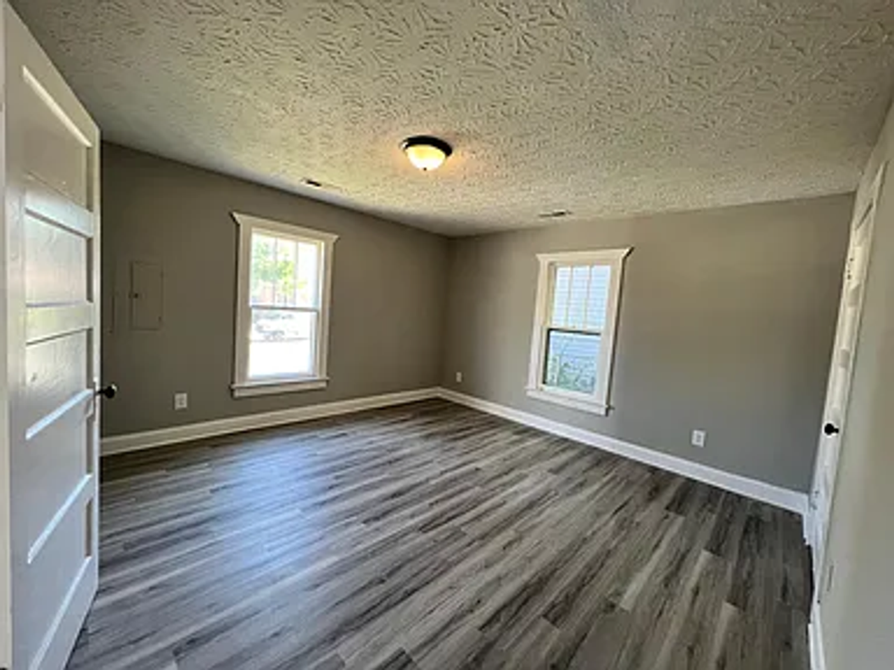 1441 Highlawn Ave ##(Z1 - Photo 3 of 17