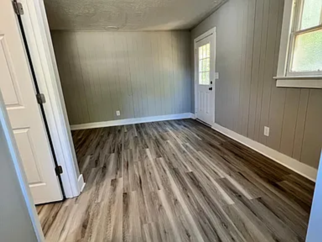 1441 Highlawn Ave ##(Z1 - Photo 4 of 17