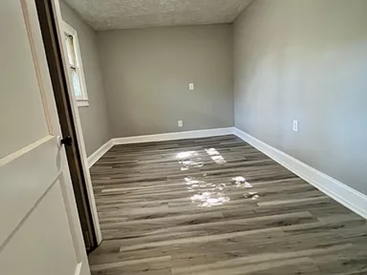 1441 Highlawn Ave ##(Z1 - Photo 6 of 17