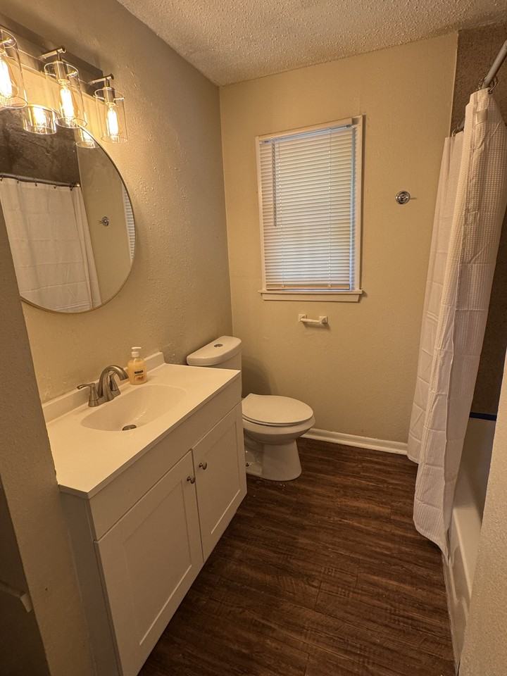 2713 Halbert St #1 - Photo 2 of 8