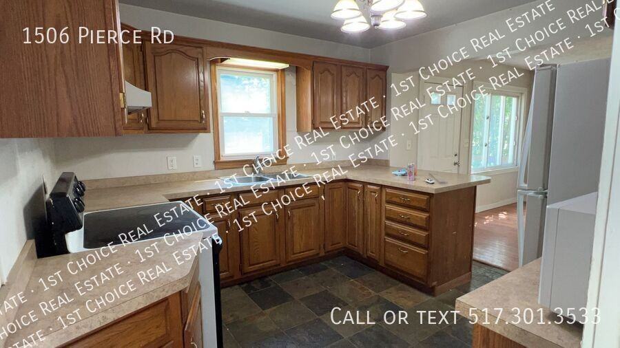 1506 Pierce Rd - Photo 3 of 4