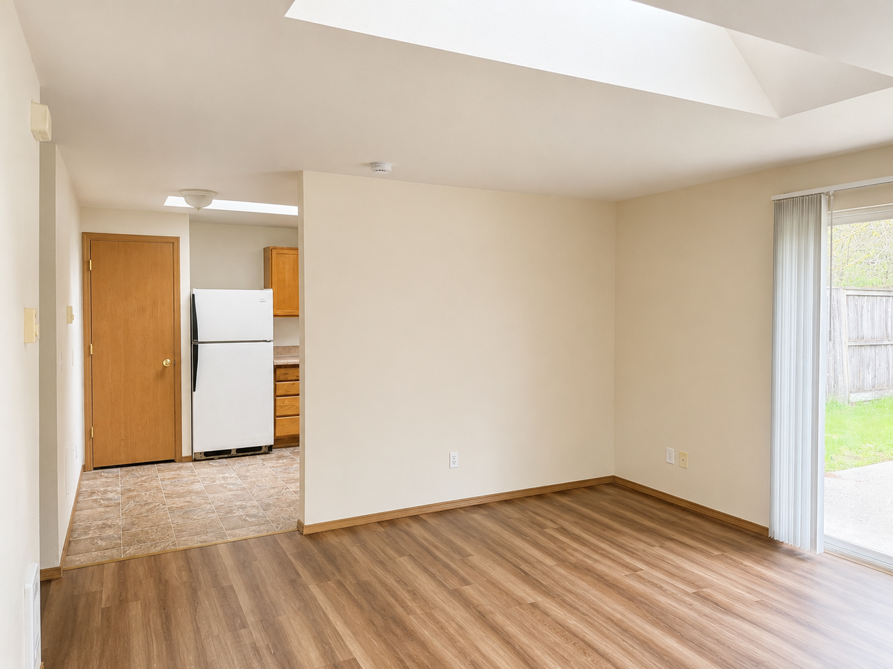 60 E Hemlock Ct #60 - Photo 2 of 14