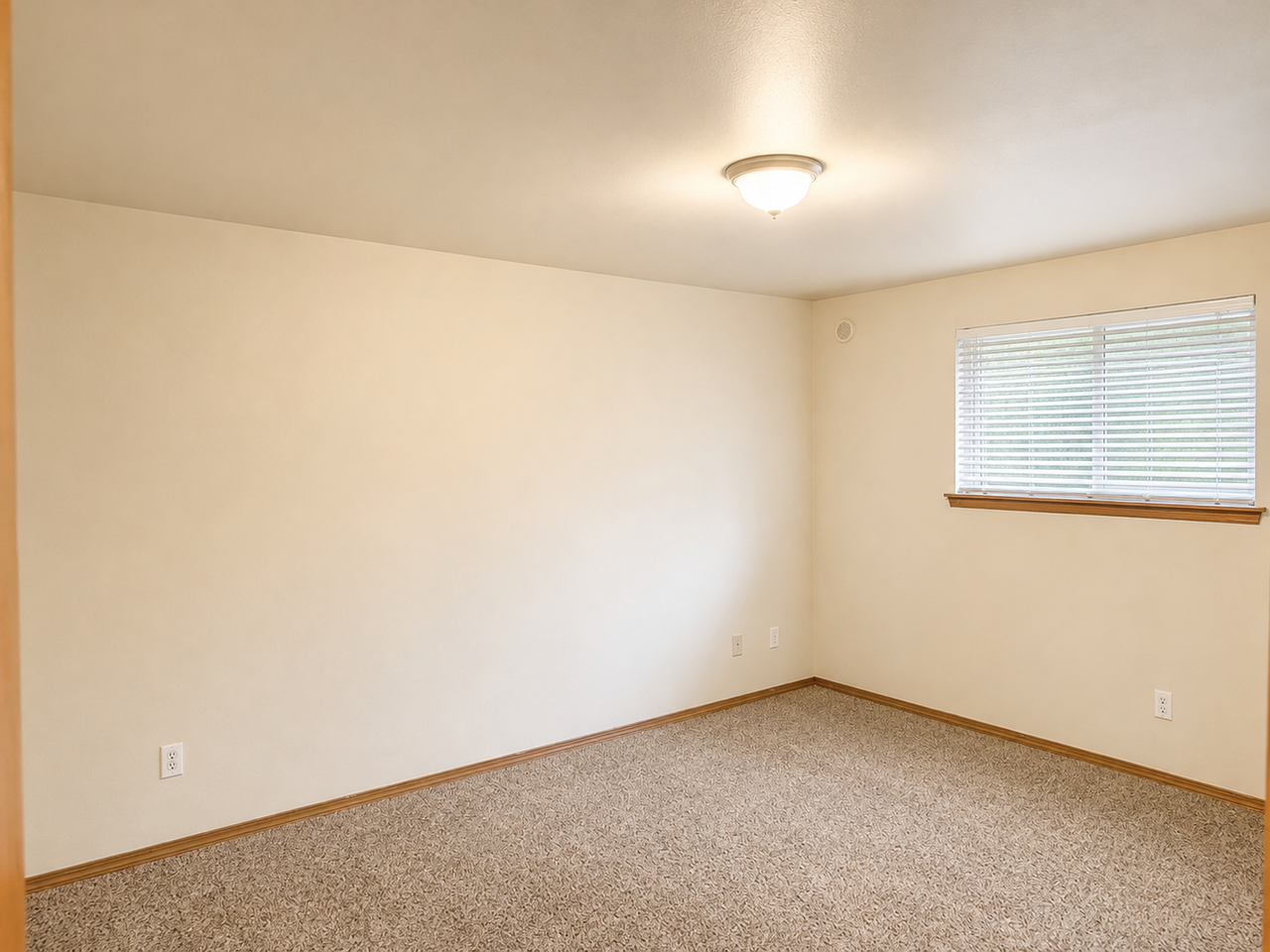 60 E Hemlock Ct #60 - Photo 6 of 14