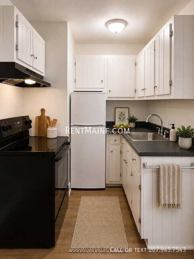 176 Augusta Rd #4 - Photo 3 of 15