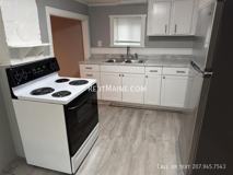 190 3rd St #1B - Photo 1 of 1